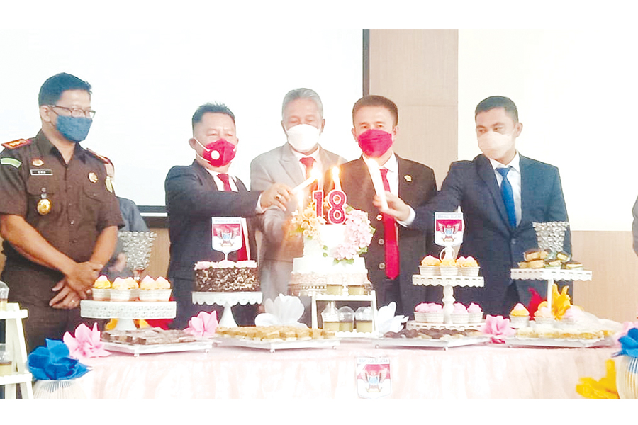 Sidang Paripurna Istimewa HUT Minsel Ke-18 Sukses